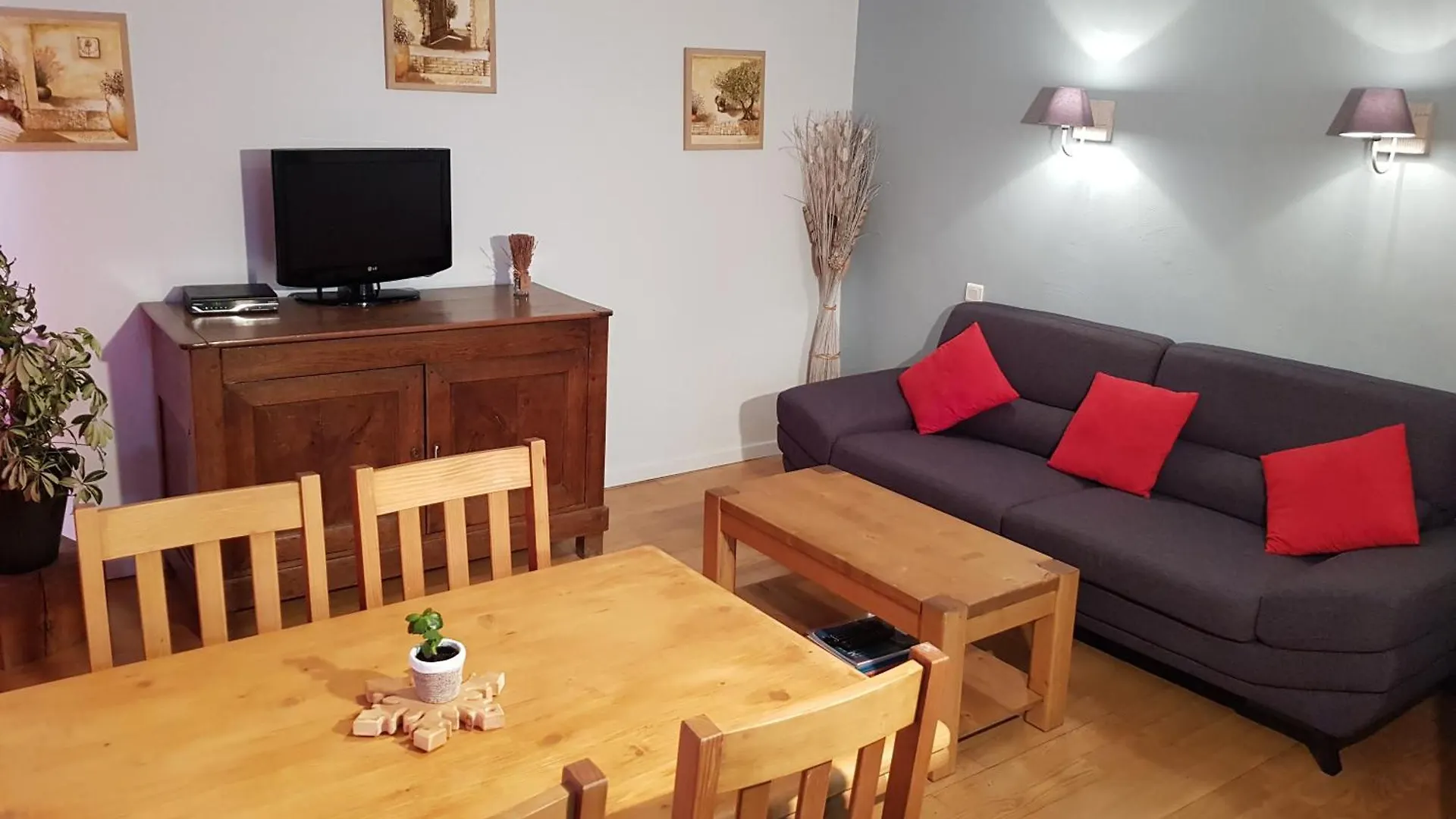 La Girandole Chambre D'Hotes Et Location D'Appartement Arvieux