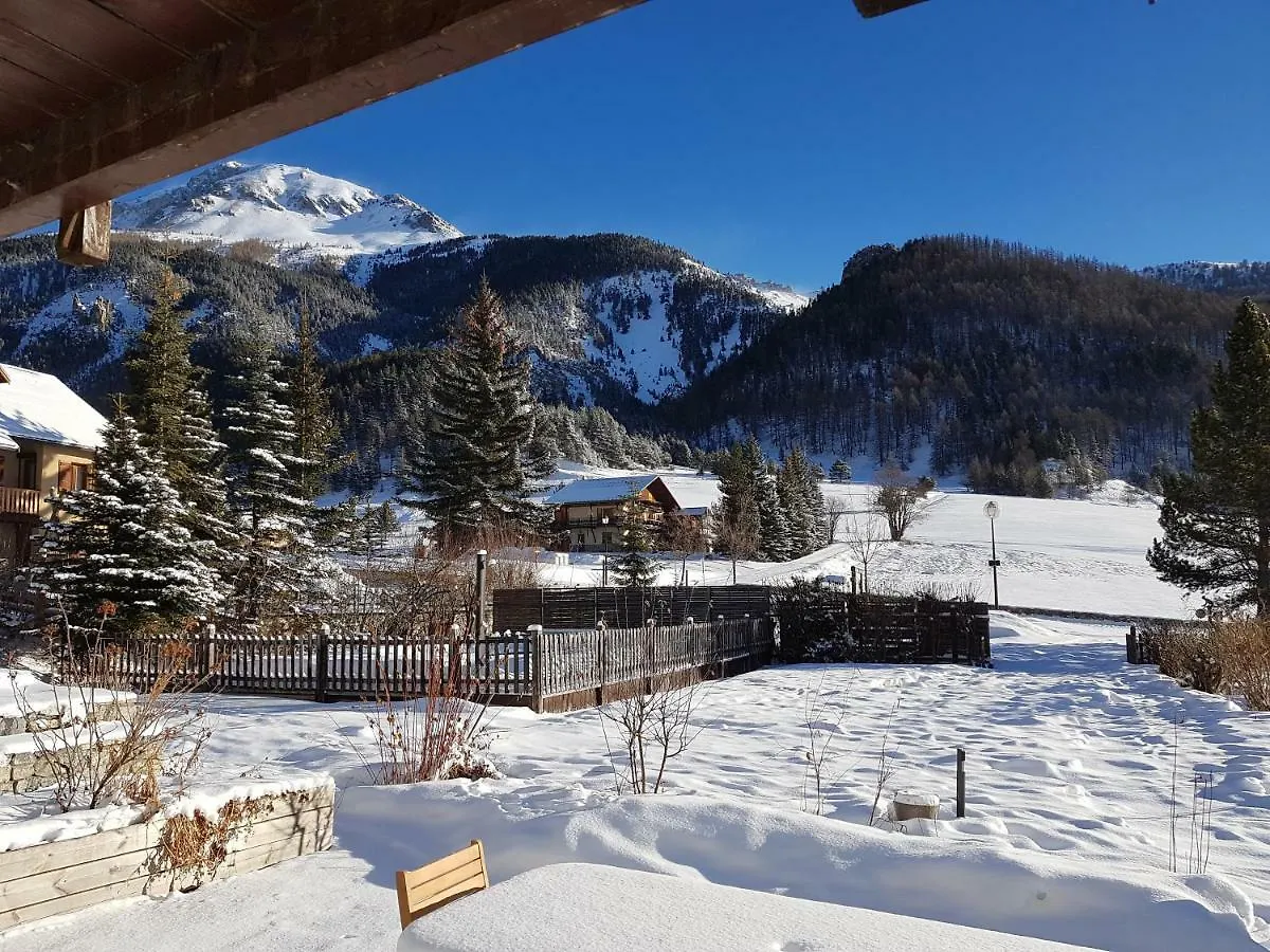 La Girandole Chambre D'Hotes Et Location D'Appartement Arvieux